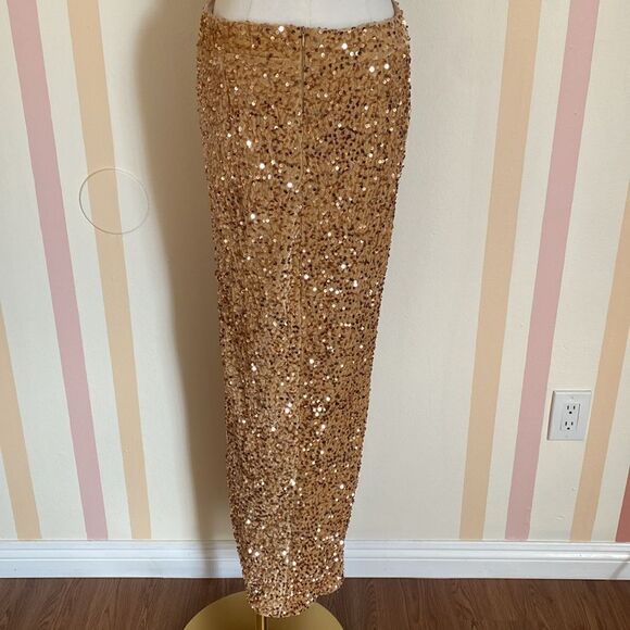 Donnee Par Dieu 'Scarlett' Gold Sequin Gown Size Large - Picture 10 of 15
